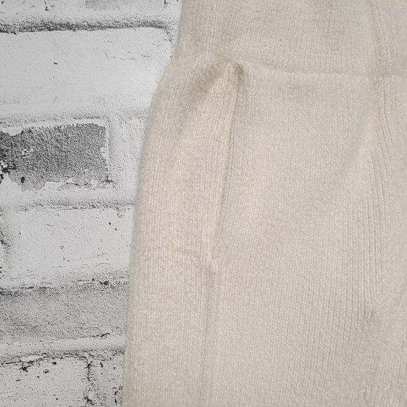 BBXBRAND LUXURY BRAND WOOL KNIT PANTS. NWT - Picture 3 of 11